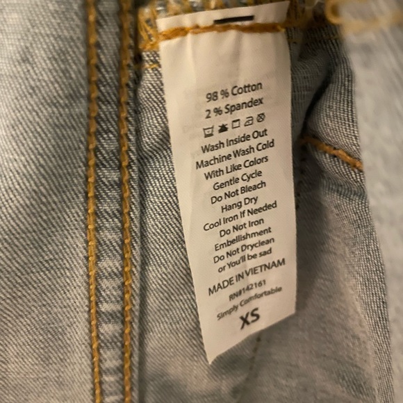 NWT Lularoe Jaxon denim jacket - Picture 7 of 7